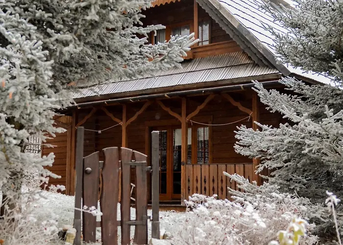 Goralski Belwederek Ski-in Ski-out Z Prywatna Sauna Chalet Karpacz